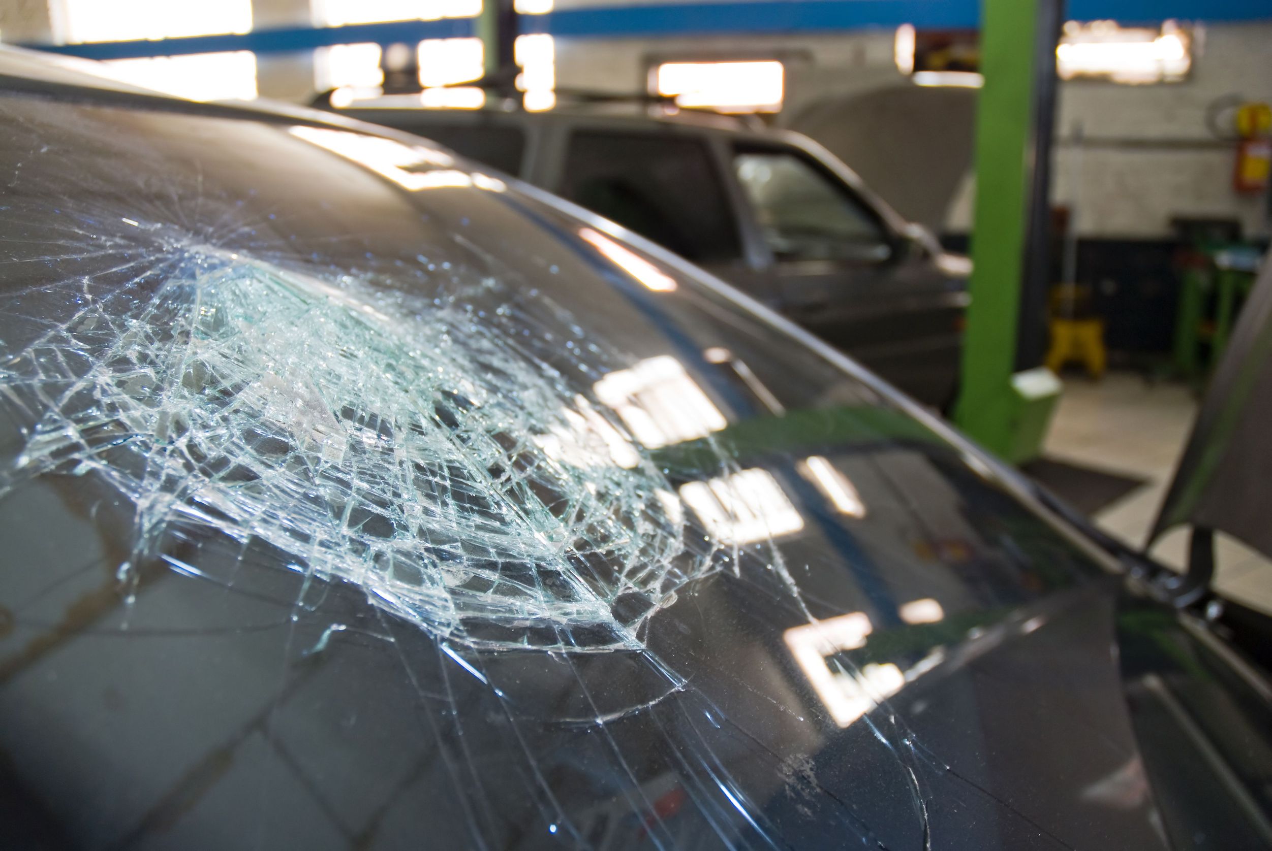 Why You Should Have Your Windshield Replaced If It’s Chipped