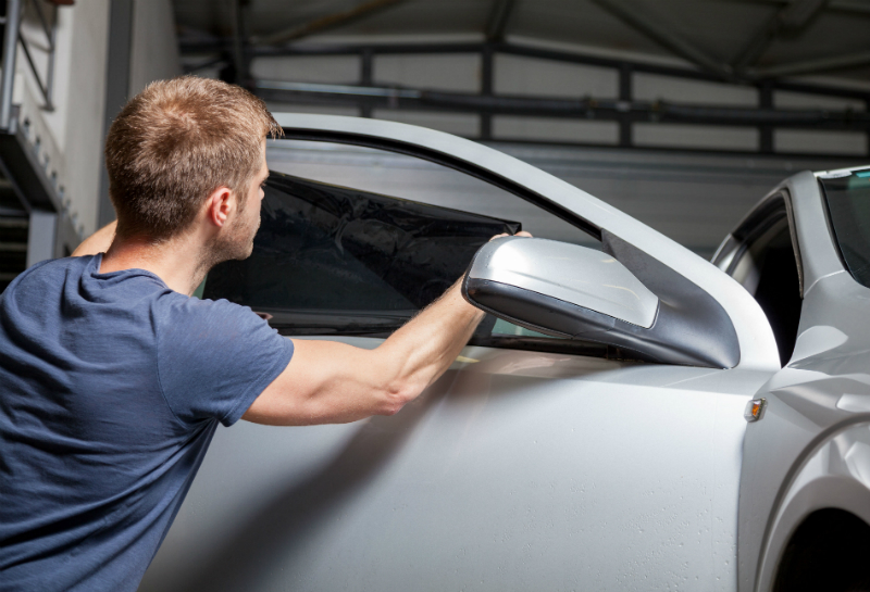 Why Using Professionals To Perform Car Scratch Repair is Wise
